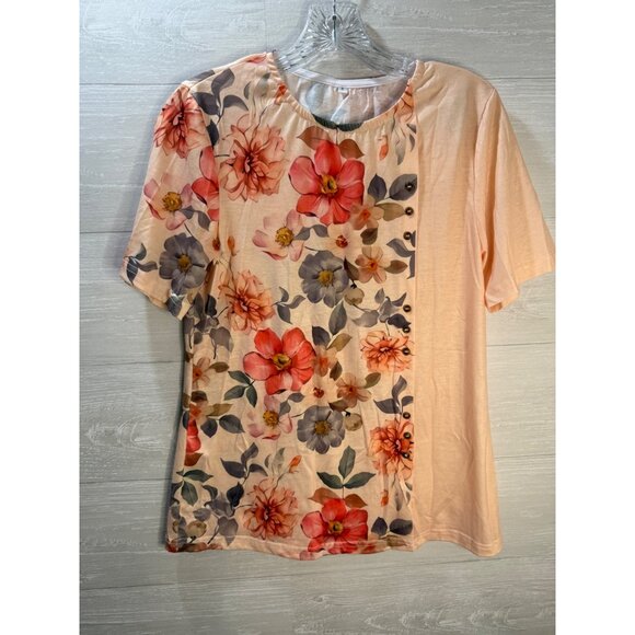 Floral Print Short Sleeve Womens‎ Top With Button Accent - Picture 6 of 10
